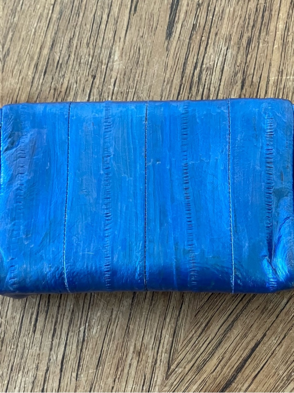 💥2 for 1💥Hand Painted VNT Eel Skin Clutch Purse with Kiss Lock & Mirror / Wallet - Picture 10 of 13